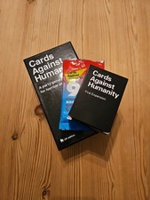 Cards Against Humanity (UK Edition) Bundle Incl. 90s Nostalgia Expansion Pack