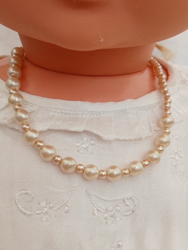 Doll necklace cream - cream, pearl