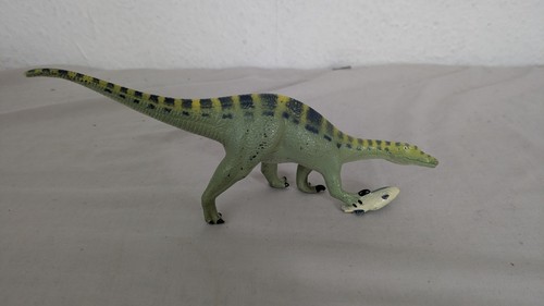 Invicta baryonyx painted - invicta,