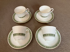 SET OF 4 x NEW UNUSED VINTAGE  ROYAL DOULTON "RONDELAY" H5004 CUPS & SAUCERS IMM