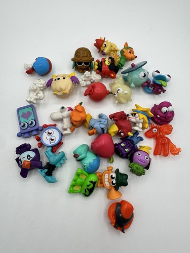 Moshi monsters mini figures - moshi,