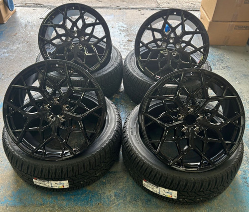 Land rover defender - 22",