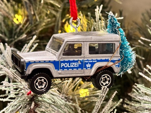 Matchbox land rover defender - matchbox,