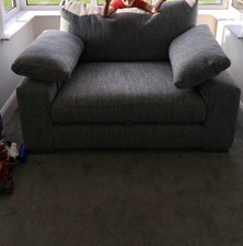 Immaculate Sofology Snuggle