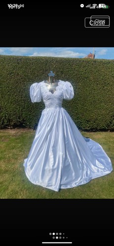 Stunning authentic vintage - authentic,