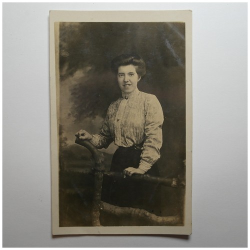 Edwardian lady gibson girl - edwardian,