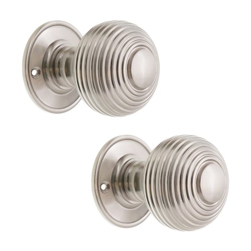Door knobs beehive ribbed pull - beehive,