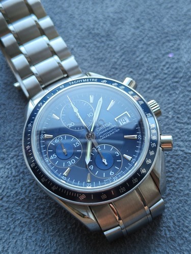 Omega speedmaster date 40mm - omega,