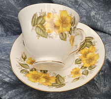ROYAL VALE — 8610 — YELLOW ROSE — TEA CUP & SAUCER — 200 ml — 1950s — 60s — PDG