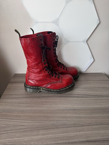Rare martens red - rare, 14