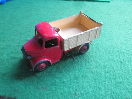Dinky toys bedford tipper - toys,