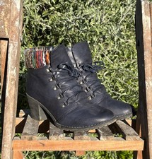 PAVERS Knitted Cuff NAVY BLUE