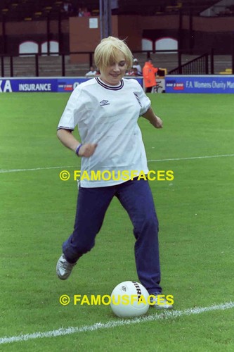 Yvette fielding rare press - yvette,