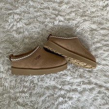 Womens Sandy Tasman Uggs shoes size 3 Brand New Without Box