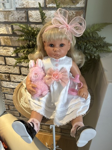 Lee middleton collection - middleton, baby