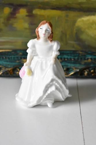 Royal doulton lady figurine - lady,