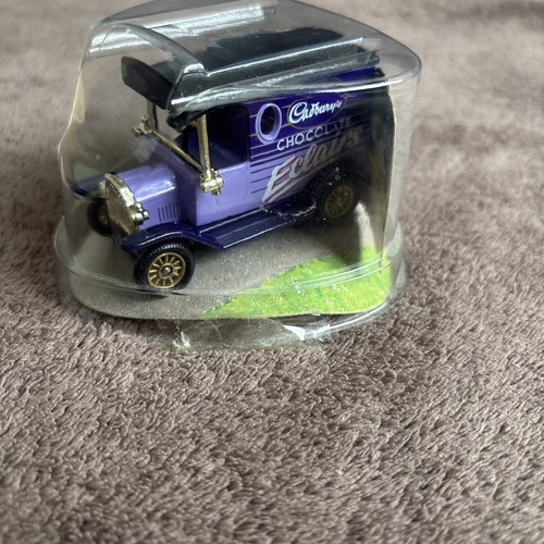 Cadburys chocolate eclairs die - cadburys,
