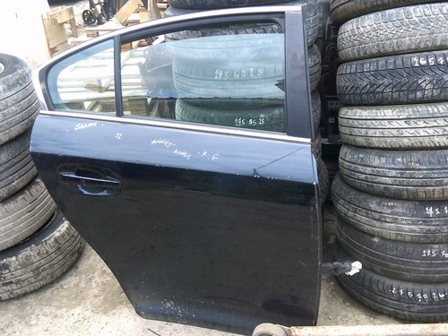 Toyota avensis saloon driver - toyota,
