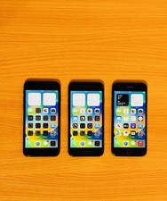Job Lot 3x Apple iPhone 8 64GB