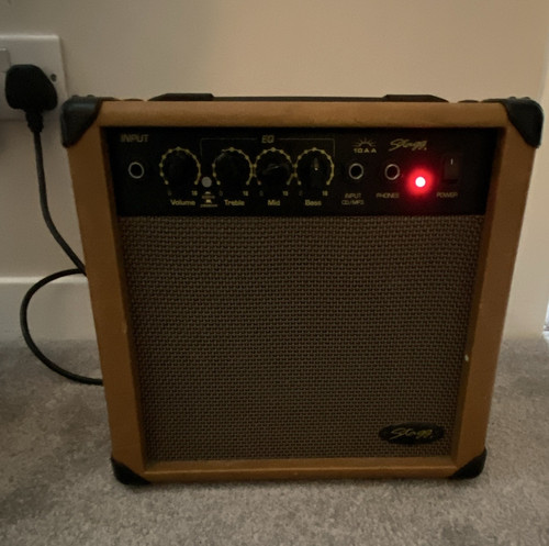 Stagg 10w solid state - aa,