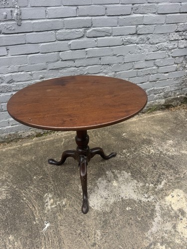Antique tilt top table - tilt,