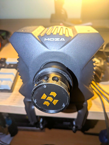 Moza base force feedback - r3,
