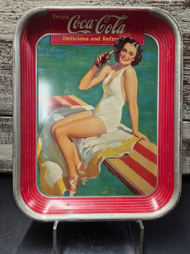 Vintage 1939 coca cola - vintage, serving