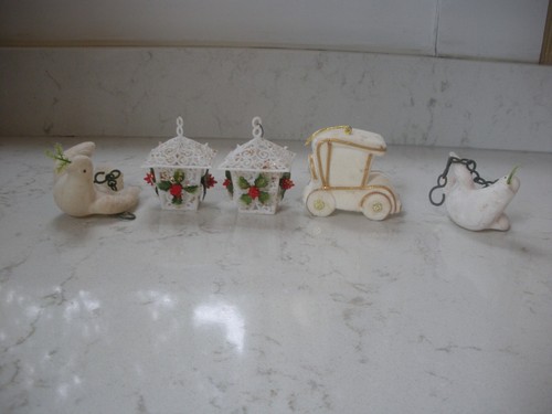 Vintage white flocked - 5,