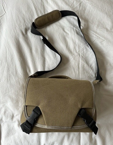Beige canvas padded camera - canvas,