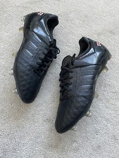 Mens adidas predator BLACKOUT