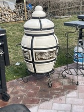 Tandoor | tandoori oven |