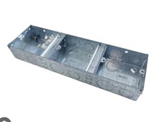 Pack of 5 Niglon DES2/3 3 x 1 Gang Box 35mm Steel Metal Back Box 1 + 1 + 1 (25)