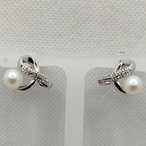 Earrings with pearls and - pearls,