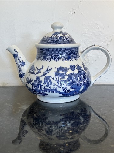 Blue willow teapot churchill - blue,