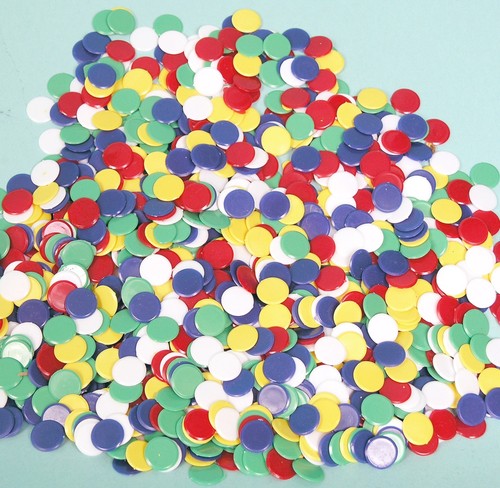 Plastic games counters ass't