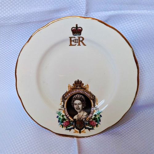 1977 queen elizabeth silver - 1977,
