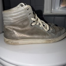 GUCCI 8G SILVER METALLIC