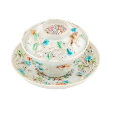 Chinese Yongzheng Porcelain