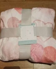 Next Hearts Printed Throw Rose