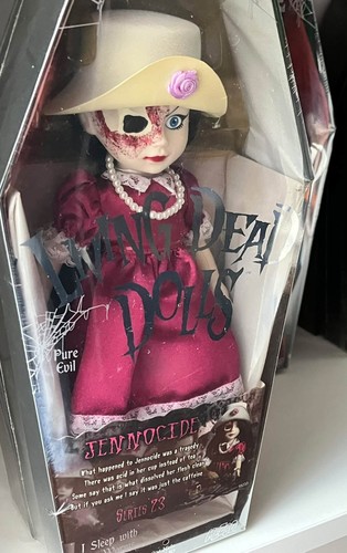 Living dead dolls jennocide - living,