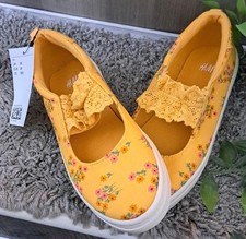 Girls H&m Bnwt Size 13 Shoes