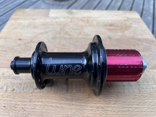 Tune rear hub 130mm - -,