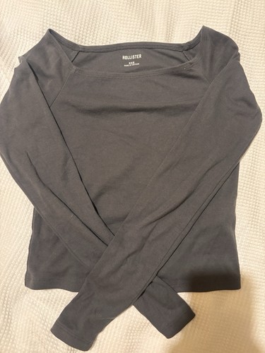 Hollister grey long sleeve top - grey,