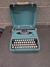 Smith Corona Corsair SCM