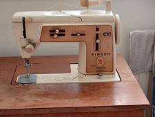 Vintage Singer 670G Sewing