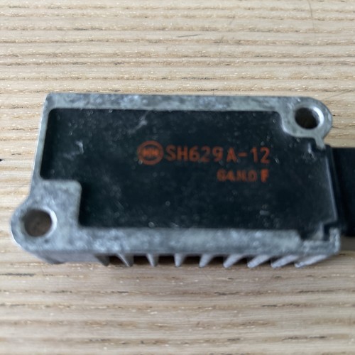 Voltage regulator 17 - regulator, 09