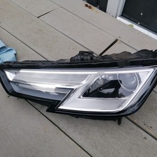 GENUINE AUDI A4 B9 FRONT PASSENGER SIDE XENON HEADLIGHT  P/N 8W0941005A