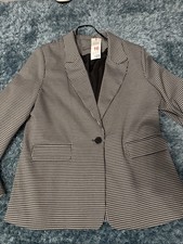 Ladies Dog Tooth Blazer From