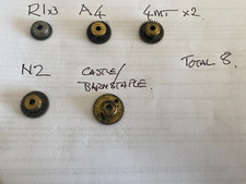 HORNBY DUBLO JOB LOT 8 BRASS GEAR COGS WITH SCREWS ALL LOCOS
