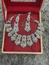 Diamonte Indian Set